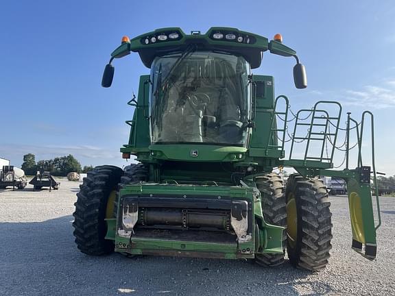 Image of John Deere S670 equipment image 3