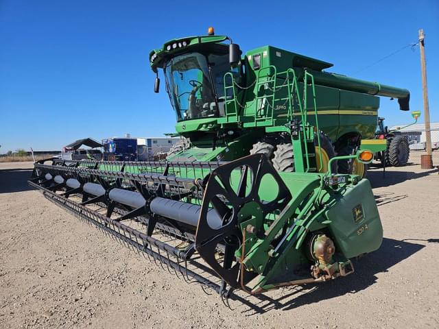 Image of John Deere S670 equipment image 2