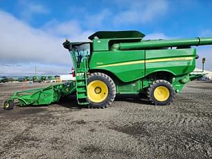 Main image John Deere S670 4