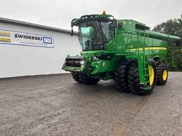 Main image John Deere S670