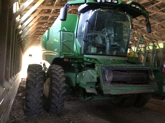 Image of John Deere S670 Image 0