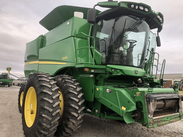 Main image John Deere S670