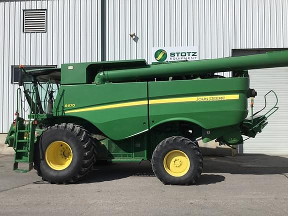 Image of John Deere S670 equipment image 1