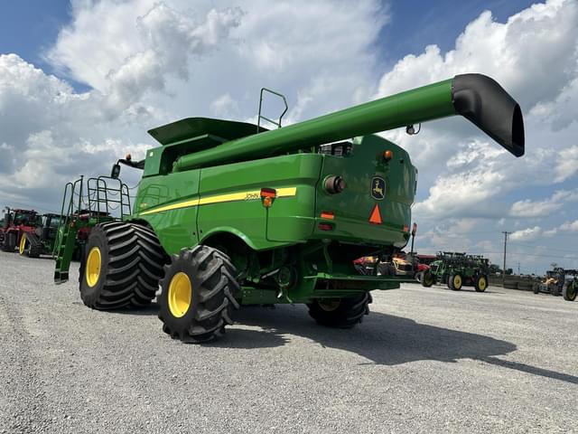 Image of John Deere S670 equipment image 4