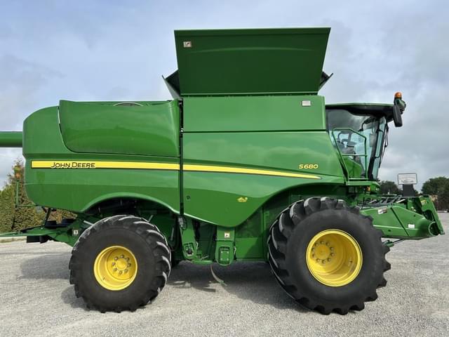 Image of John Deere S680 equipment image 3