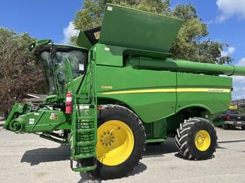 Main image John Deere S680