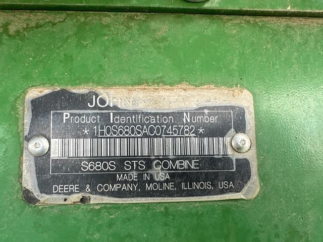 Image of John Deere S680 equipment image 1