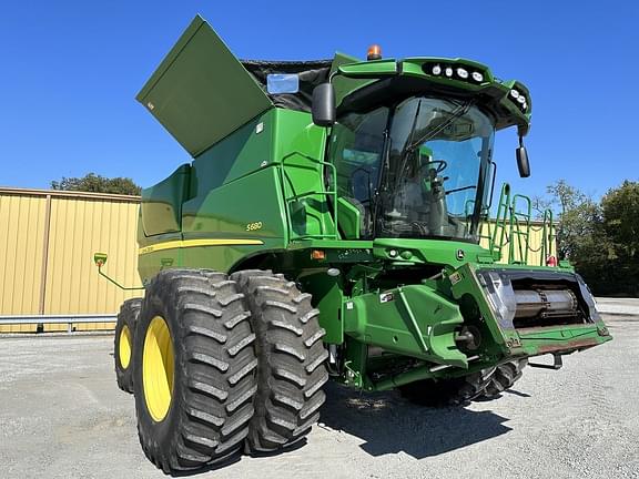 Image of John Deere S680 Primary image