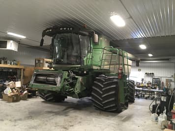 Main image John Deere S680