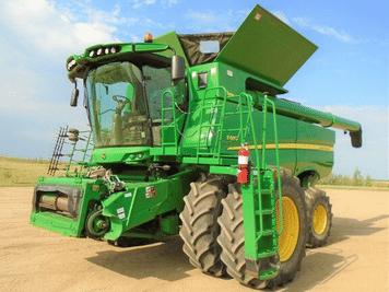 Main image John Deere S680