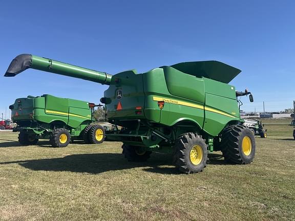 Image of John Deere S680 equipment image 3