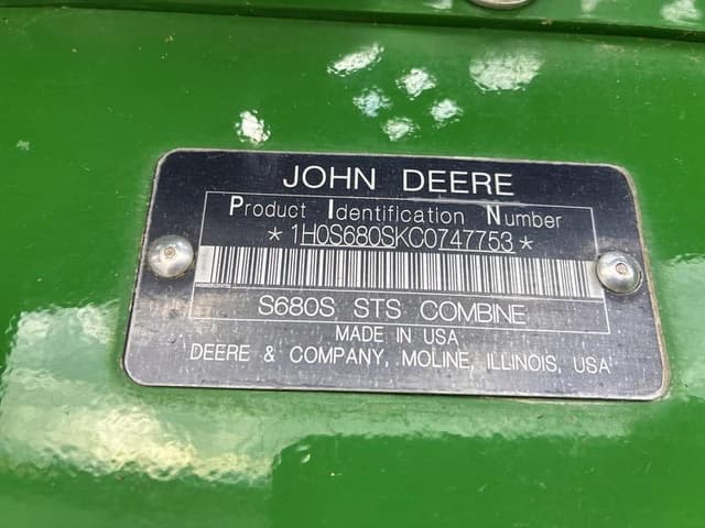 Image of John Deere S680 equipment image 1