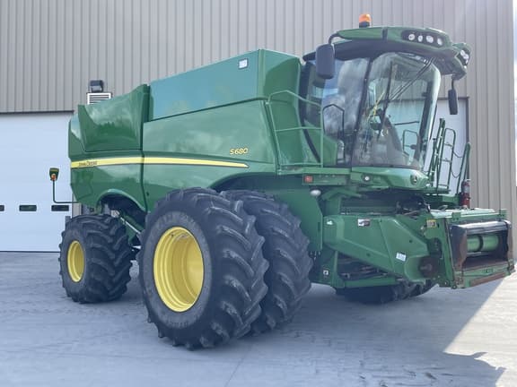 Image of John Deere S680 Primary image