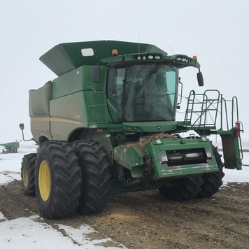Main image John Deere S680