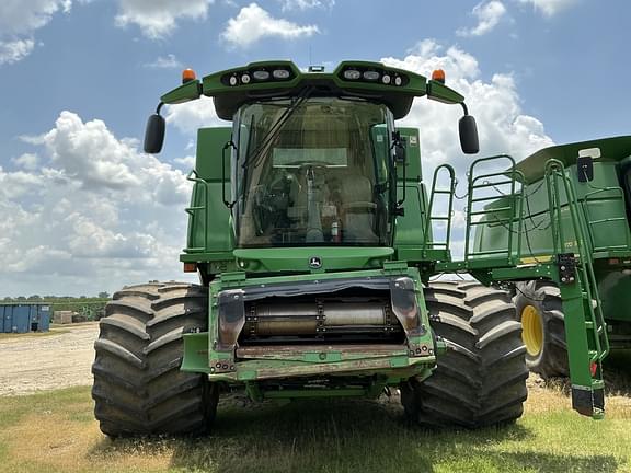 Image of John Deere S680 equipment image 3