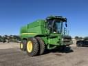 2012 John Deere S680 Image