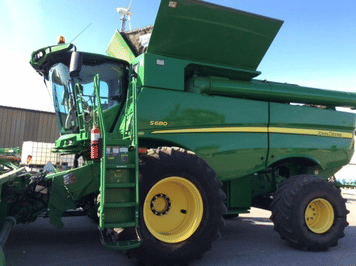 Main image John Deere S680