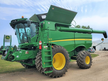 Main image John Deere S680