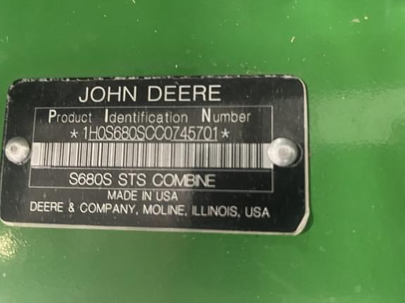 Image of John Deere S680 Image 1