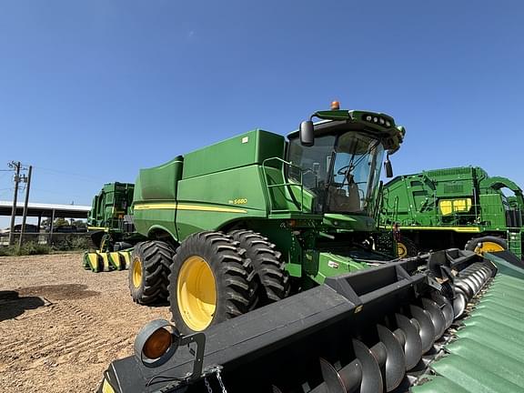 Image of John Deere S680 equipment image 2