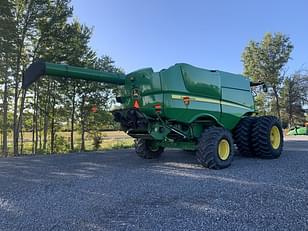 Main image John Deere S680 8