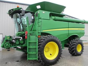 Main image John Deere S680