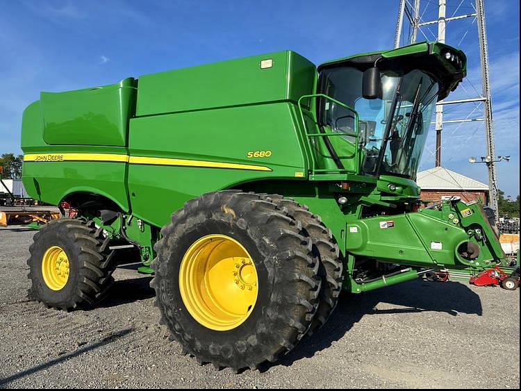 Image of John Deere S680 Primary image