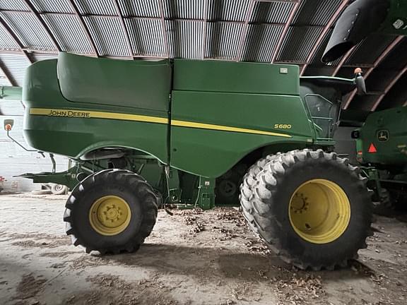 Image of John Deere S680 Primary image