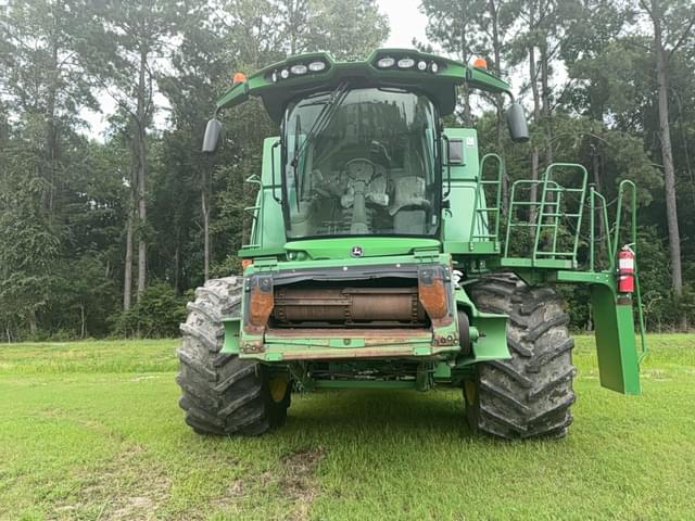 Image of John Deere S680 equipment image 2