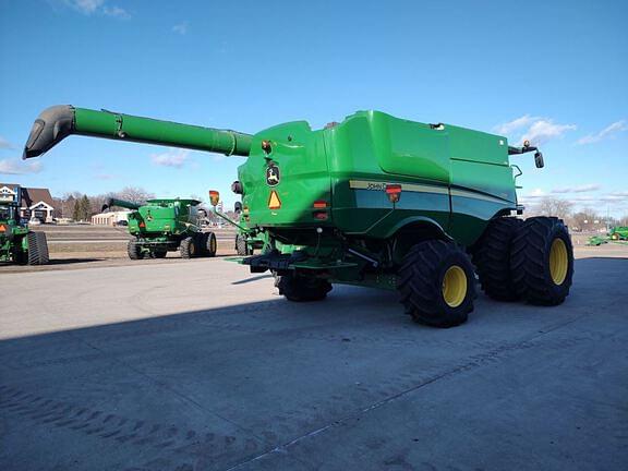 Image of John Deere S690 equipment image 4