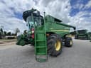 2012 John Deere S690 Image
