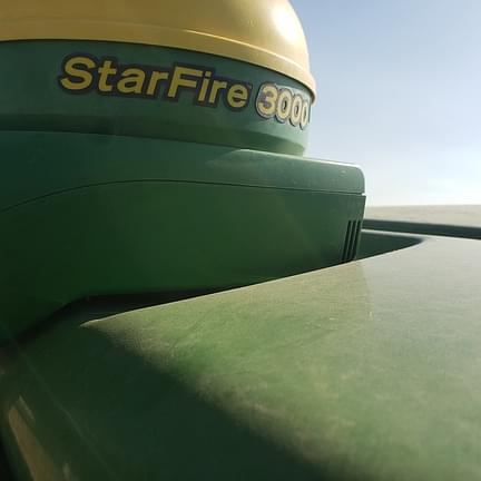 Image of John Deere StarFire 3000 Primary image