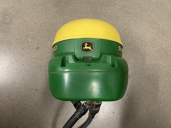 Image of John Deere StarFire 3000 Image 1