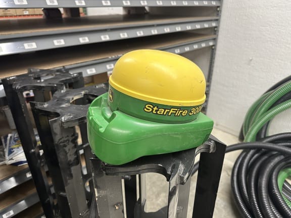 Main image John Deere StarFire 3000