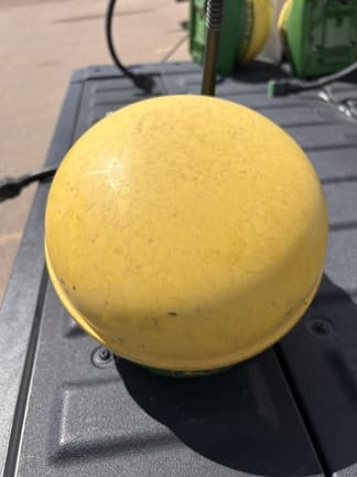 Image of John Deere StarFire 3000 equipment image 2