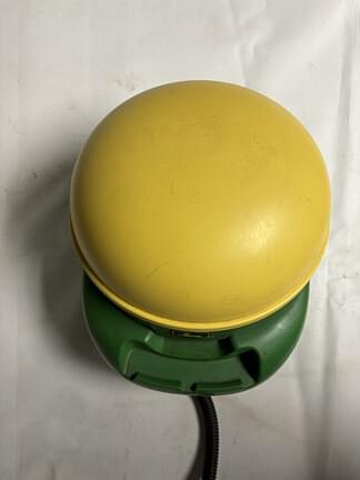 Image of John Deere StarFire 3000 Image 1