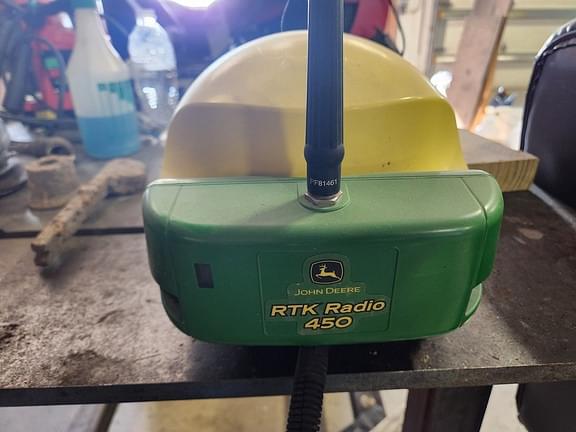 Image of John Deere StarFire 6000 equipment image 1