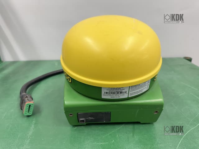 Image of John Deere StarFire 3000 equipment image 1