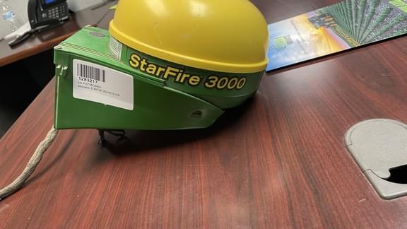 Image of John Deere StarFire 3000 Primary image