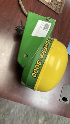 Image of John Deere StarFire 3000 equipment image 1