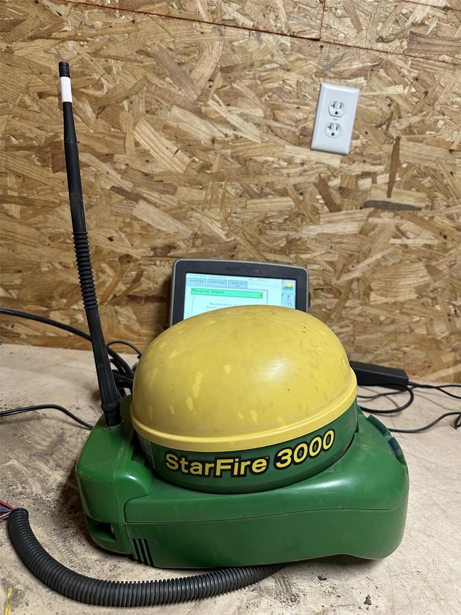 2012 John Deere StarFire 3000 Equipment Image0