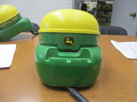 Main image John Deere StarFire 3000
