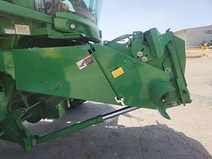 Main image John Deere T670 9