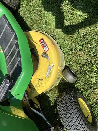 Image of John Deere X300 equipment image 1