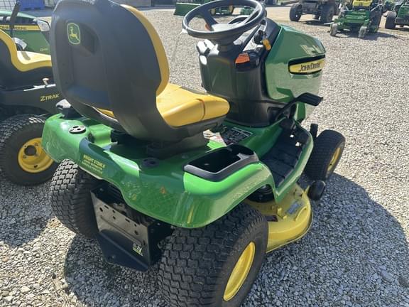 Image of John Deere X300 equipment image 3