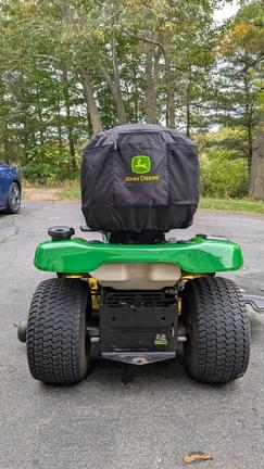 Image of John Deere X300 equipment image 4