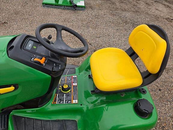 Image of John Deere X300 equipment image 4