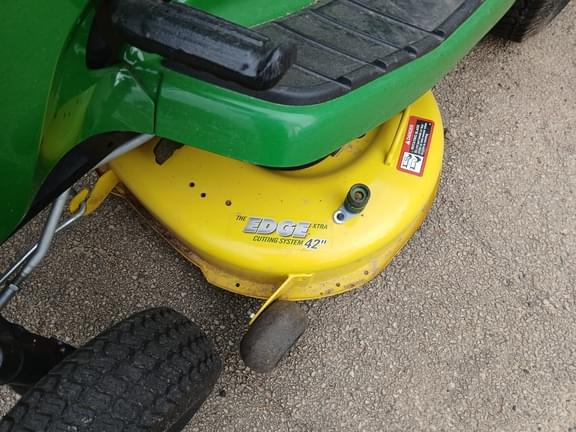 Image of John Deere X300 equipment image 3