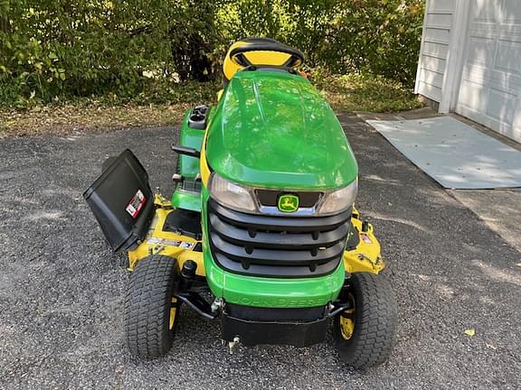 Image of John Deere X300 equipment image 4