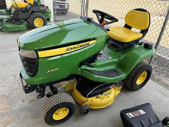 Image of John Deere X300 equipment image 1